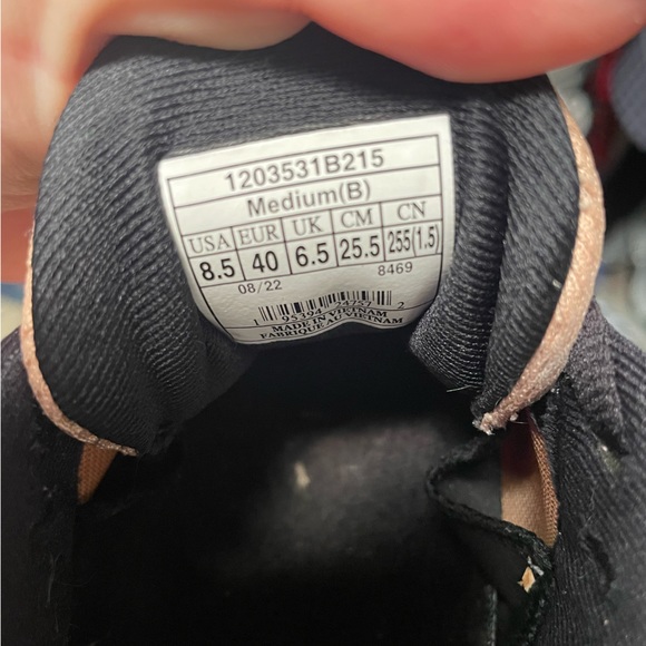 Adrenaline GTS Brooks Limited Edition - Picture 9 of 9